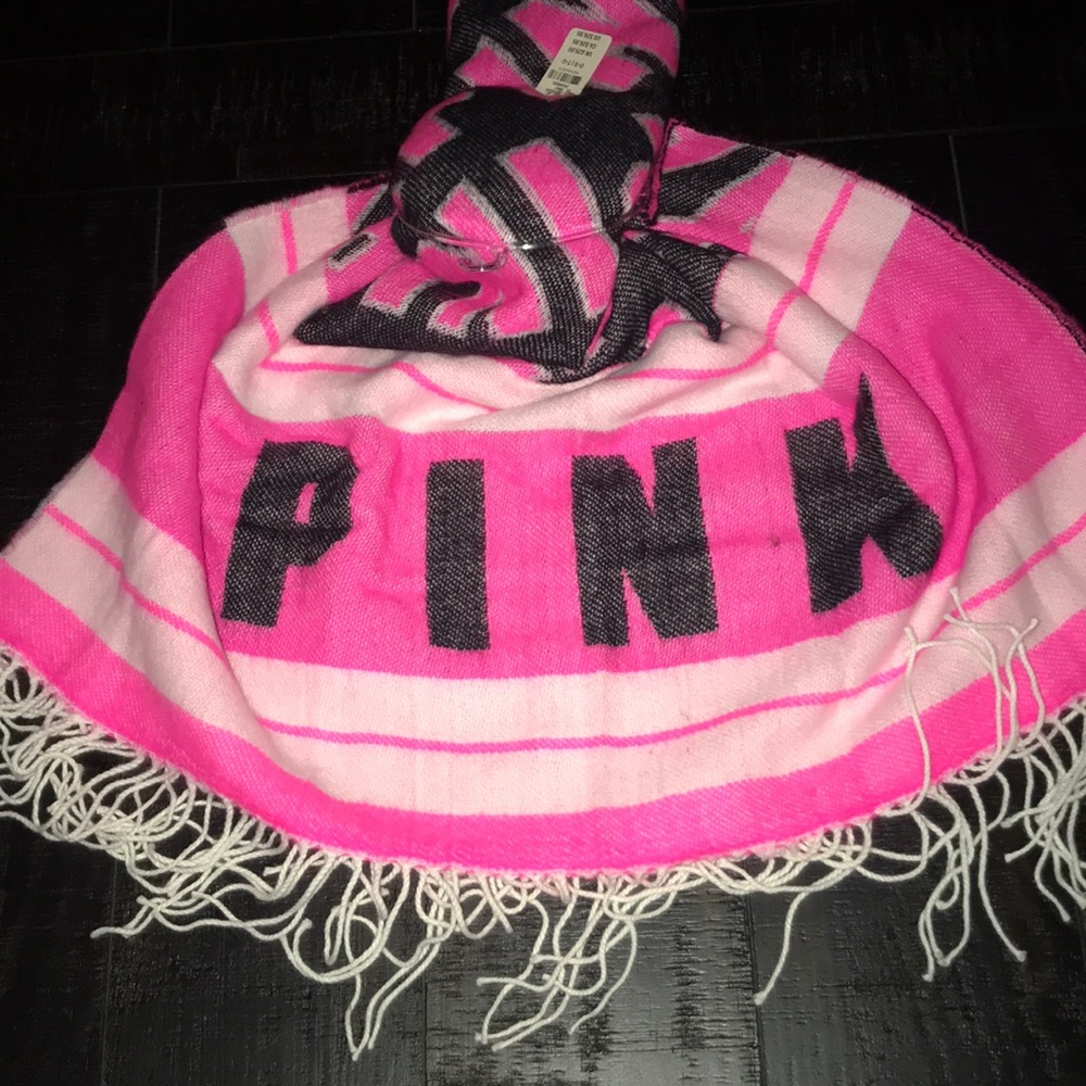 PINK Scarf - Picture 3 of 4